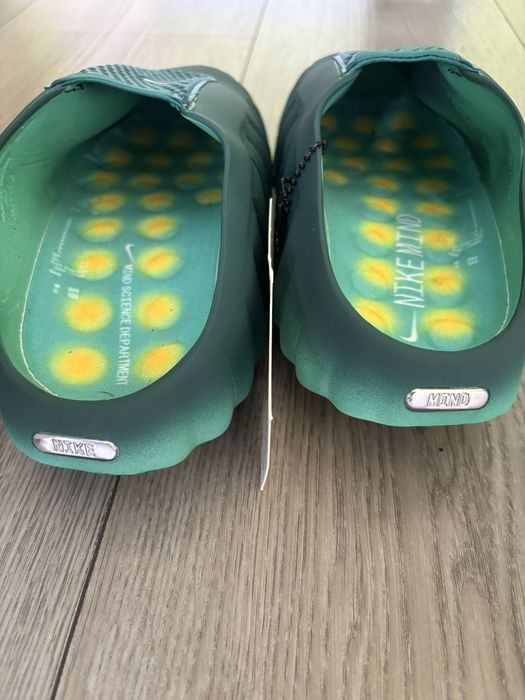 Nike mind slide