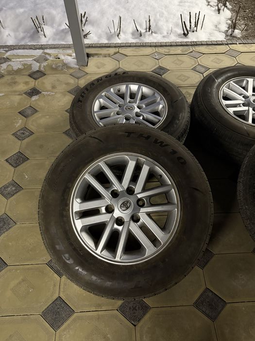 Комплект дисков с шинами