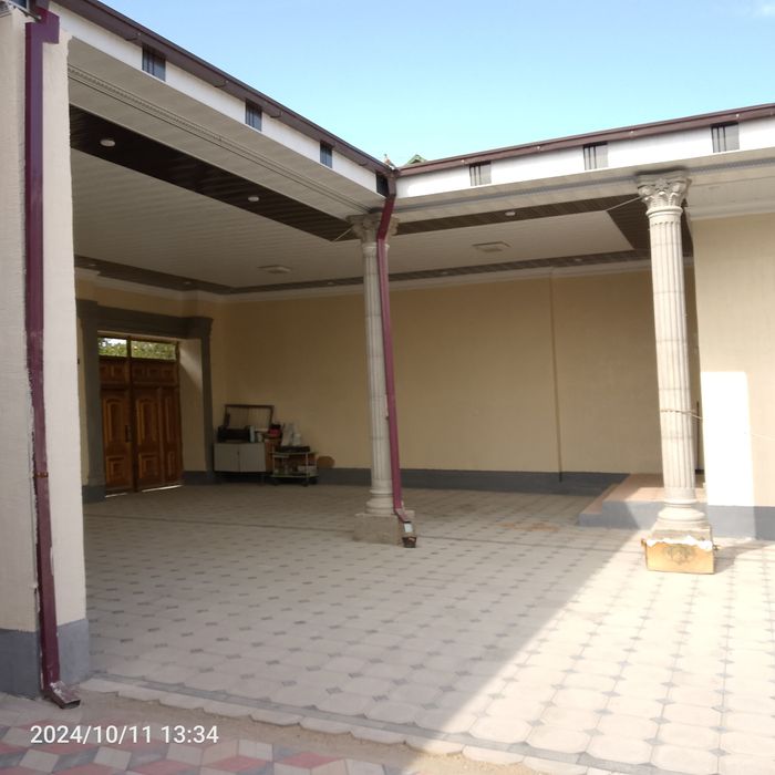 Срочна сотилади ховли