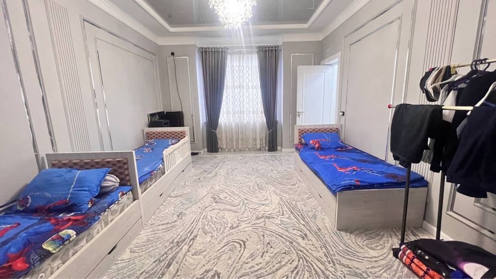 Xovli, 3 etajli, 6 xona