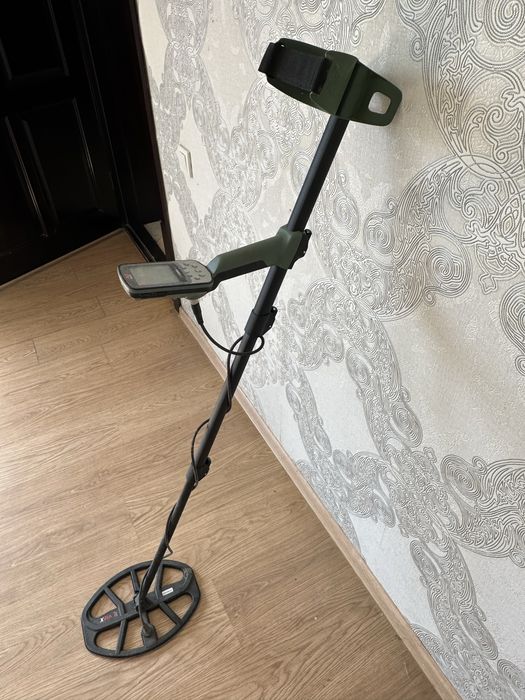Металлоискатель Minelab X-Terra Pro