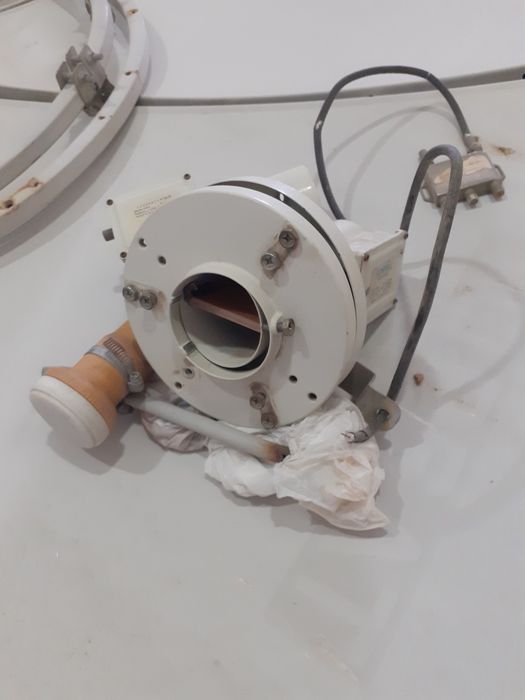 Антенна спутниковая