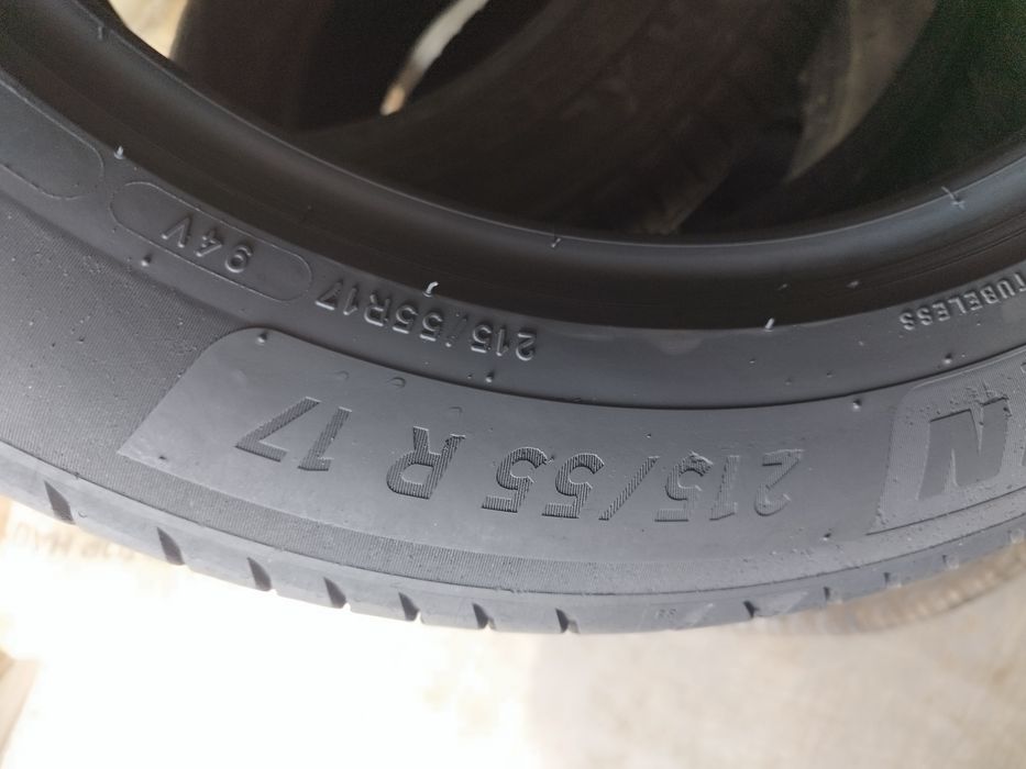 4 броя 215-55-17 Michelin Primacy 4