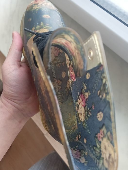 Резиновые ботинки