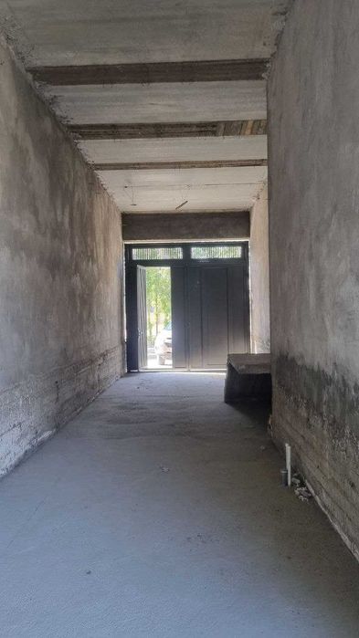 Ховли сотилади: Сергели 3 ва 4 метро бекатлари ораси