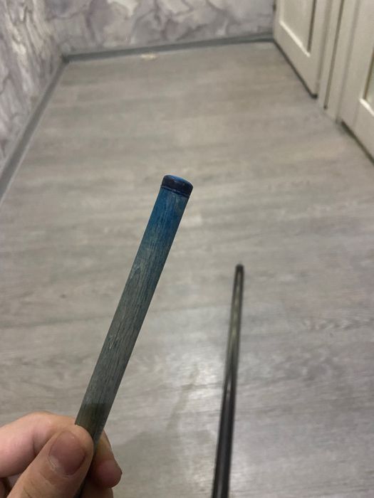 Бильярдный кий с кейсом