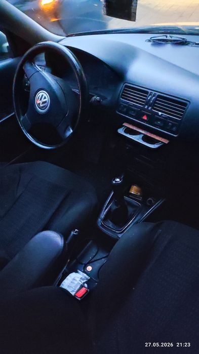 VOLKSWAGEN Bora 2001 — imagine 3
