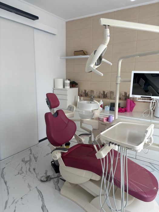 Afacere La Cheie!!! Cabinet stomatologic ultra dotat + Radiologie dentară + spațiu inclus + spațiu mansardă