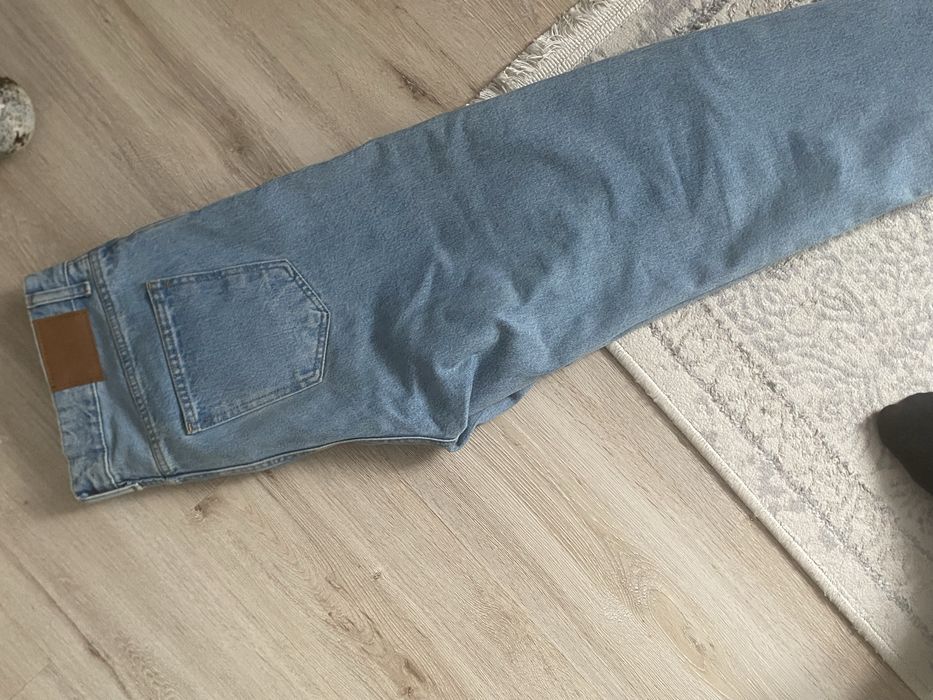 Джинсы КОТОН не ношеные