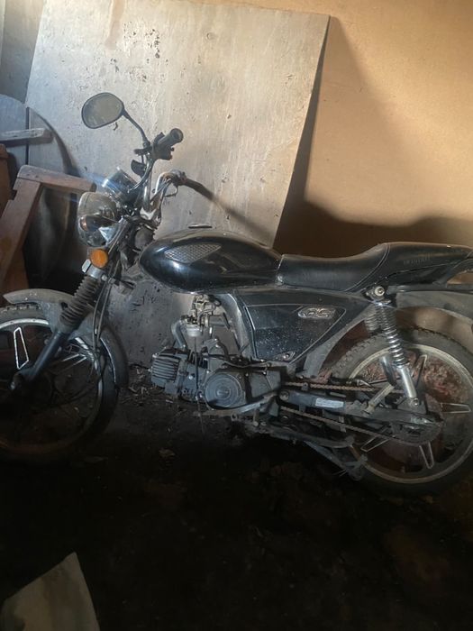 Продам  Мотоцикл рейсер 110