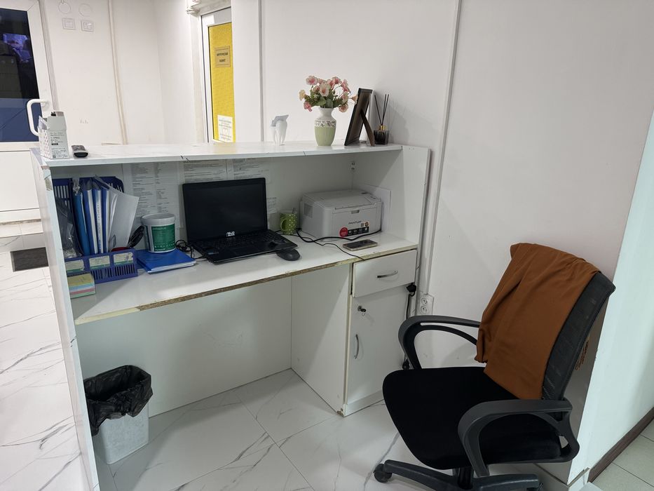 Продам ресепшен недорого