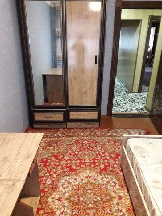 Продам 3х комнатную квартиру на Ахунбабаевском массиве