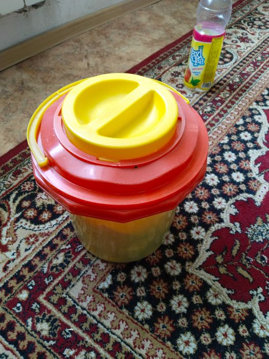 Продам конструктор в ведерочке