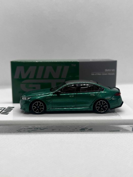 MINIGT | Хотвилс машинка | BMW M5 G90