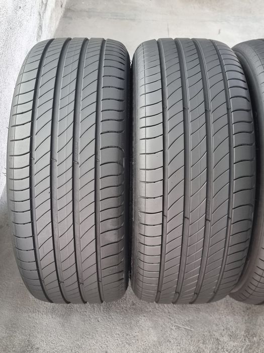 225/45/17 Michelin 4Броя: 200€ 6.3мм