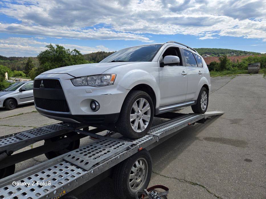 Мицубиши Аутлендър 2.2 дизел 177 к.с. НА ЧАСТИ./Mitsubishi outlander