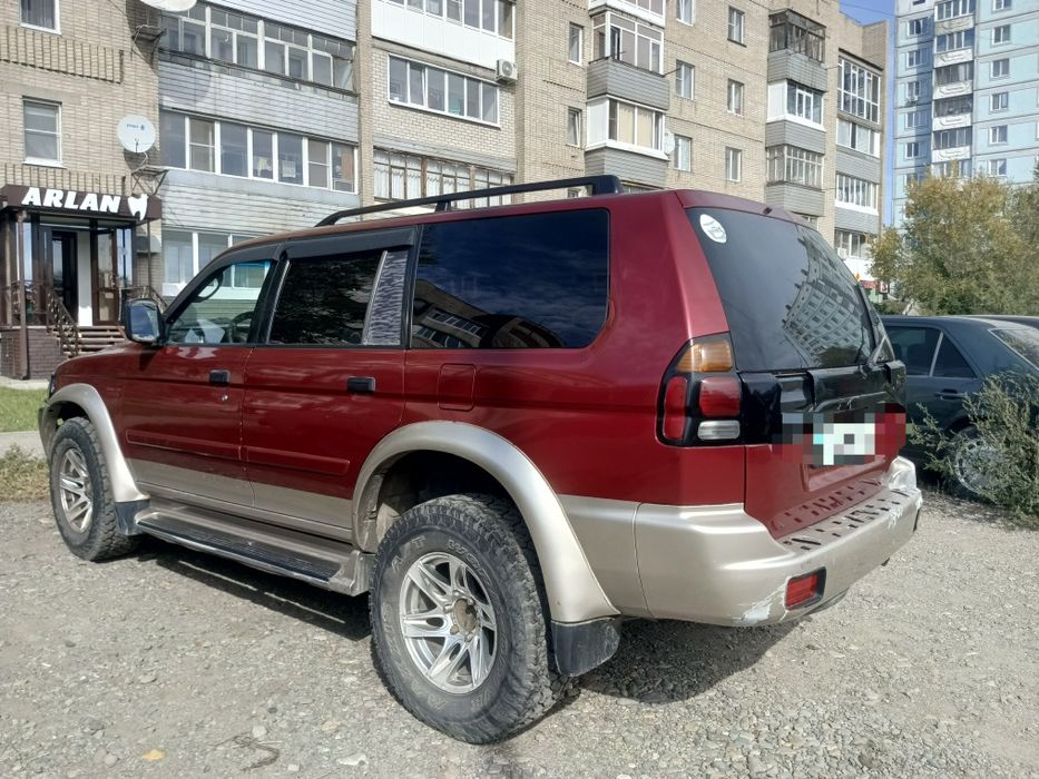 Mitsubishi Montero Sport