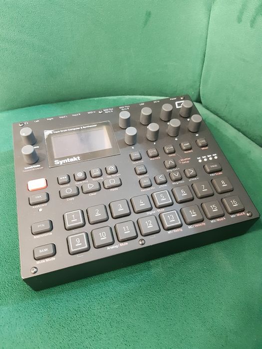 Elektron Syntakt 12 piste  Noua