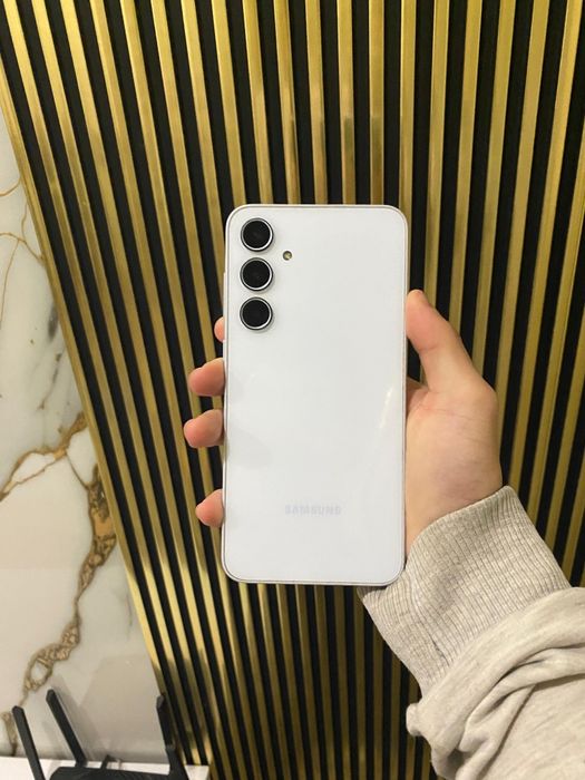 Samsung a 35 5G/Самсунг а 35 5G