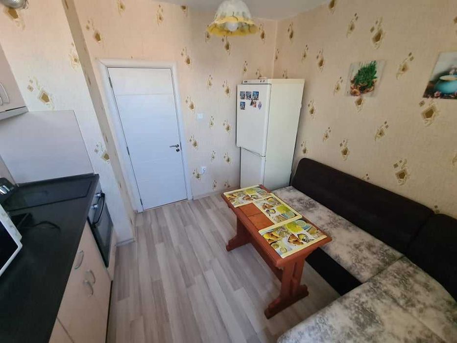 Дава се под наем Тристаен апартамент в Бургас, Славейков - 92 кв.м за 255 € - Снимка #5