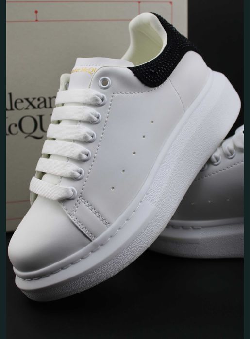 Alexander McQueen - Cu factura!