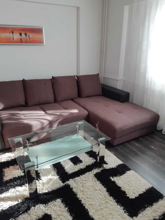 Colțar + măsuță pentru living