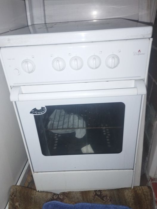 Плита кухонная продаю