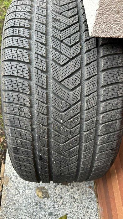 Vand set 2 Anvelope Pirelli Scorpion 305/40/R20 iarna