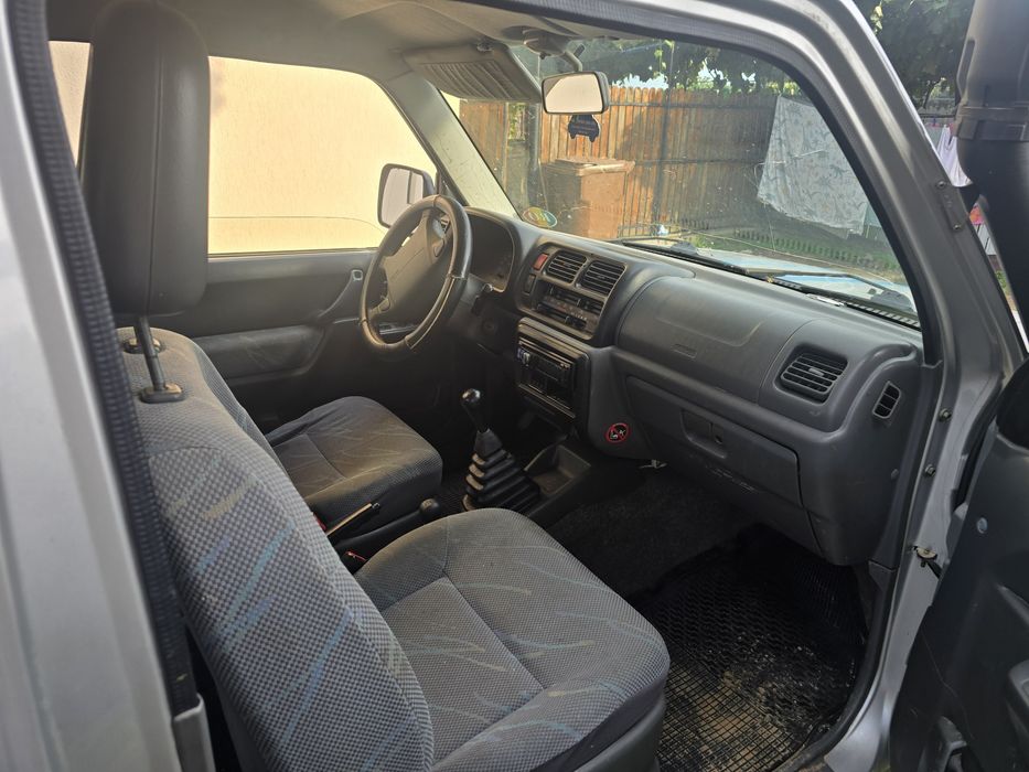Suzuki Jimny 2002 suspensii off road , 1.3 benzina
Jimny