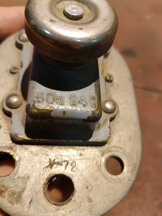Выключатель массы, производства ссср, 50 а. , в отличном сост. Оригинл