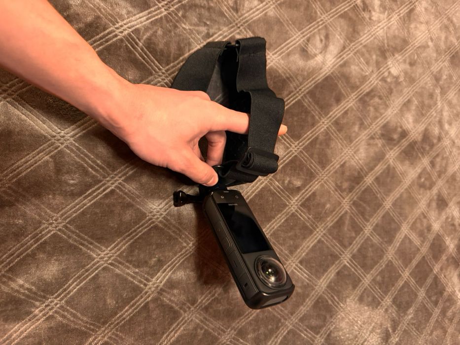 Продаю insta360 X4