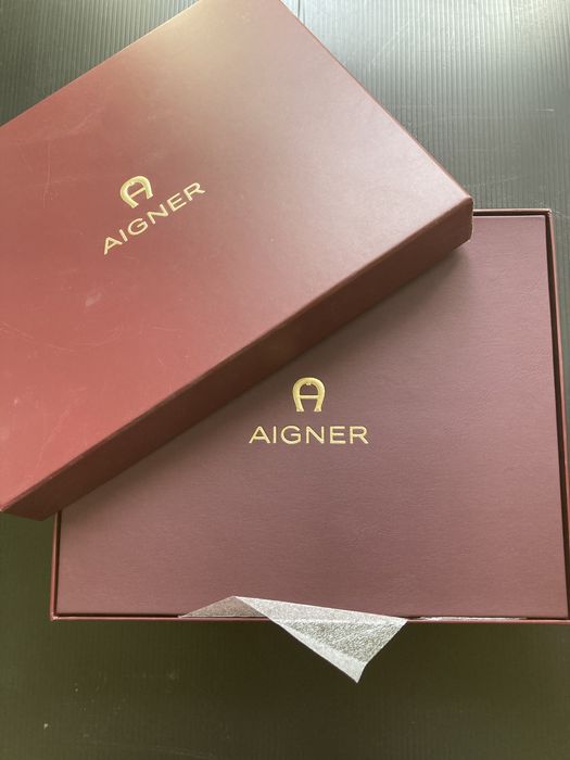 Колие "Aigner", златист цвят