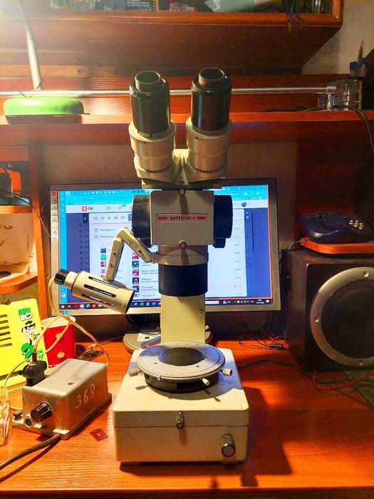 Продаю Стереоскопический поляризационный микроскоп MПСУ-1.