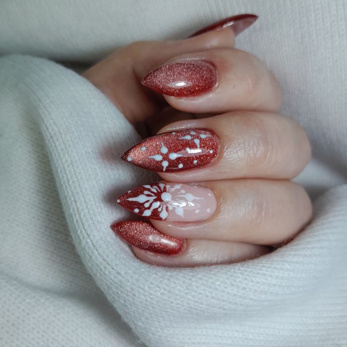 Маникюр и наращивание ногтей