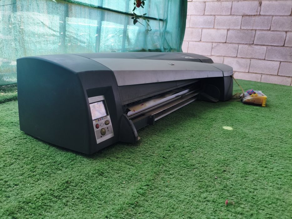 Плоттер HP DesignJet 130