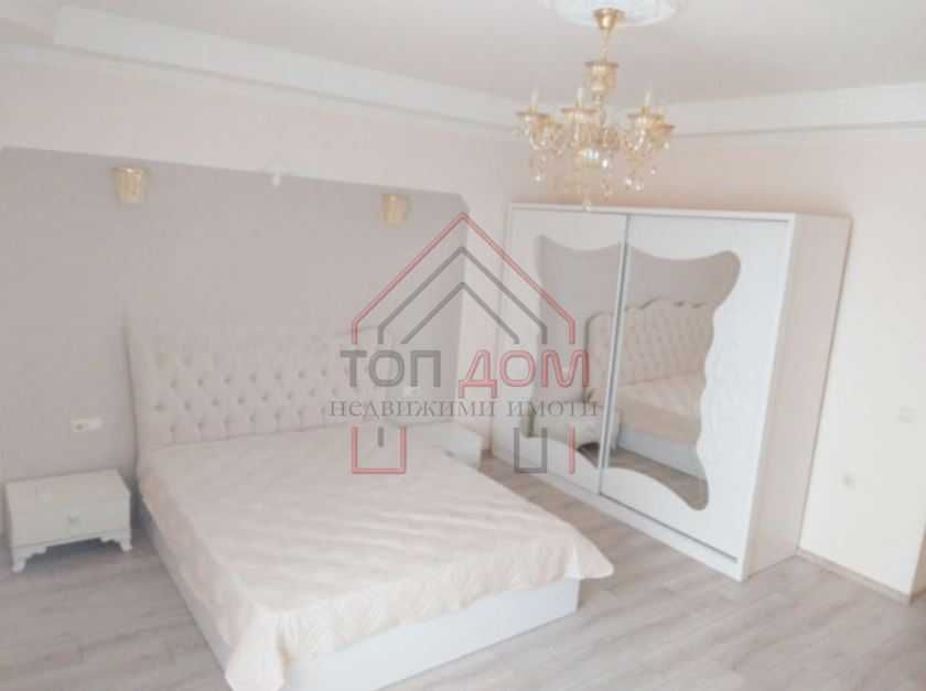 Дава се под наем Многостаен апартамент в Варна, Младост 1 - 300 кв.м за 1500 € - Снимка #1