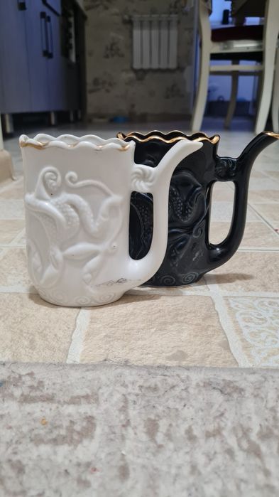 Бокал с ручкой трубочкой