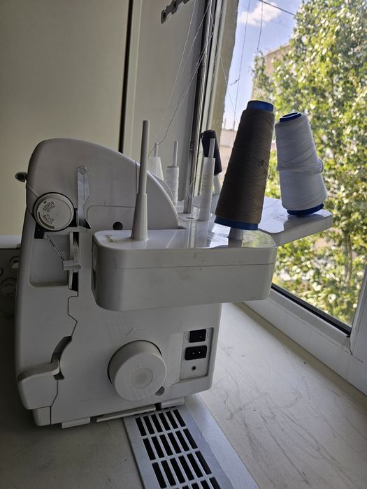 Коверлок Baby Lock BLES8 Ovation