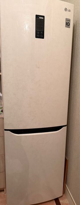 продам холодильник lg