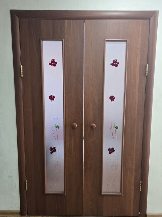 Продам двери в хорошем состояний