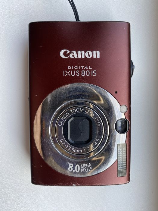 Canon Ixus 80 is compact