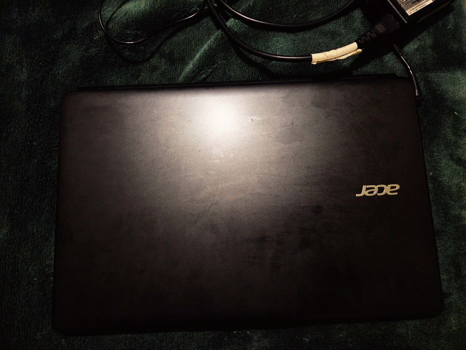 Лаптоп Acer ; Acer