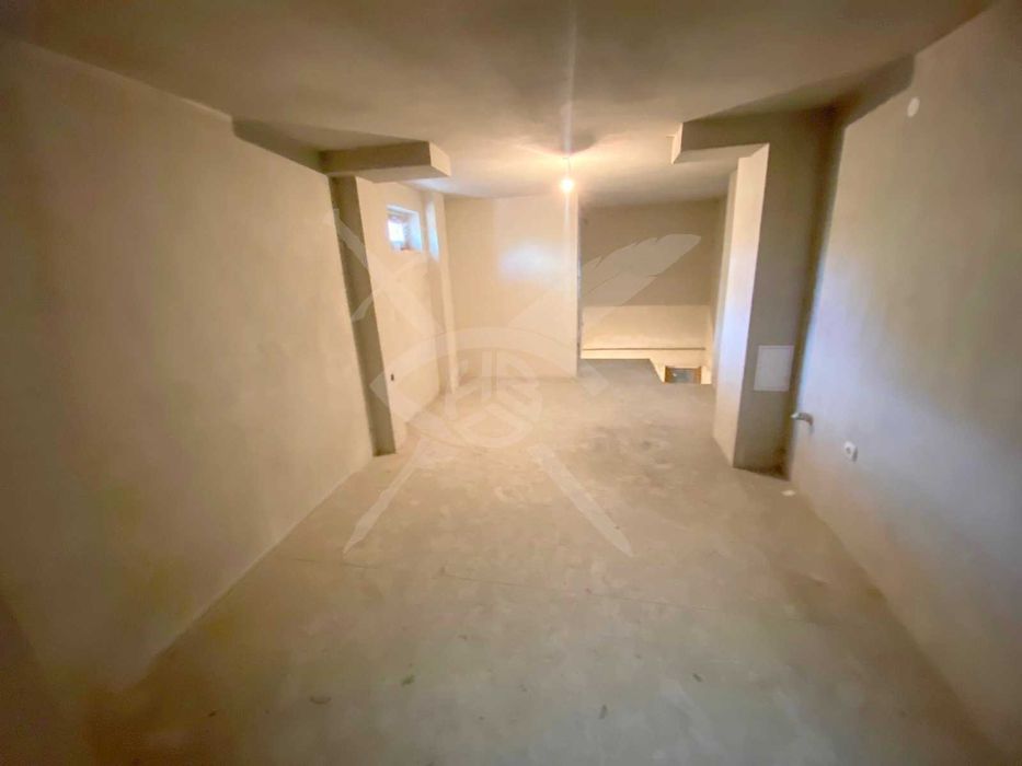 Продава се Двустаен апартамент в Пловдив, Кючук Париж - 109 кв.м за 1010 €/кв.м - Снимка #1