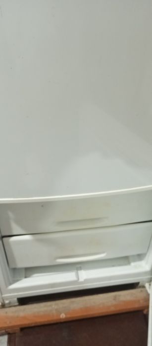 Холодильник Бирюса