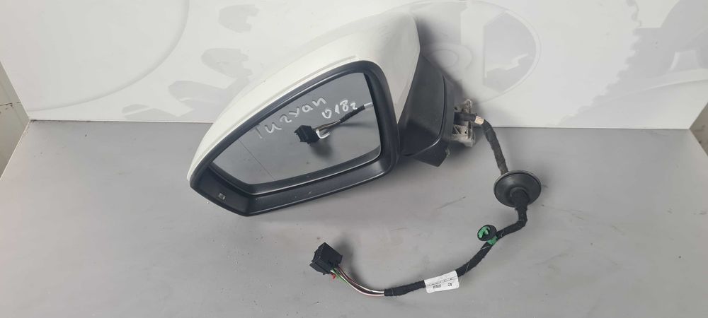 Огледало VW Tiguan 2018г.
