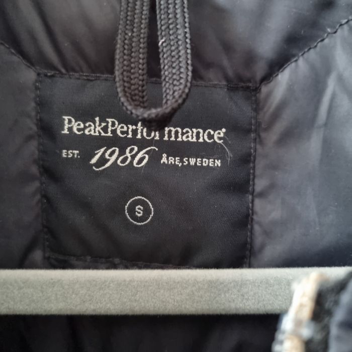 Geaca Peak performance S, Hanorac Tommy XL, Geaca Nike L