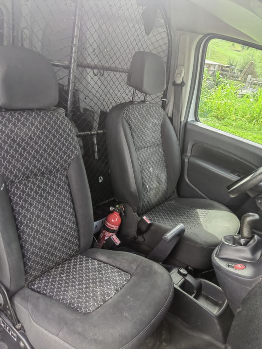 Renault Kangoo Dubă