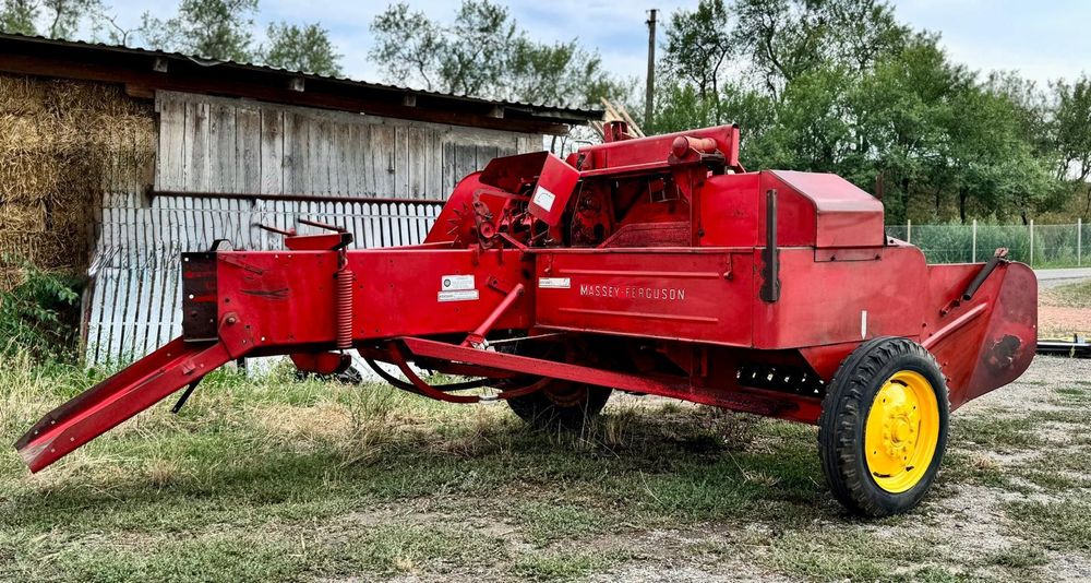 Balotiera / Presa baloti Massey Ferguson 20-8 /  complet funcțională / vopsea originala / welger / class