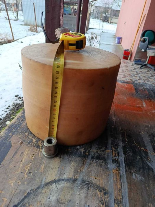 Vând material poliamidă