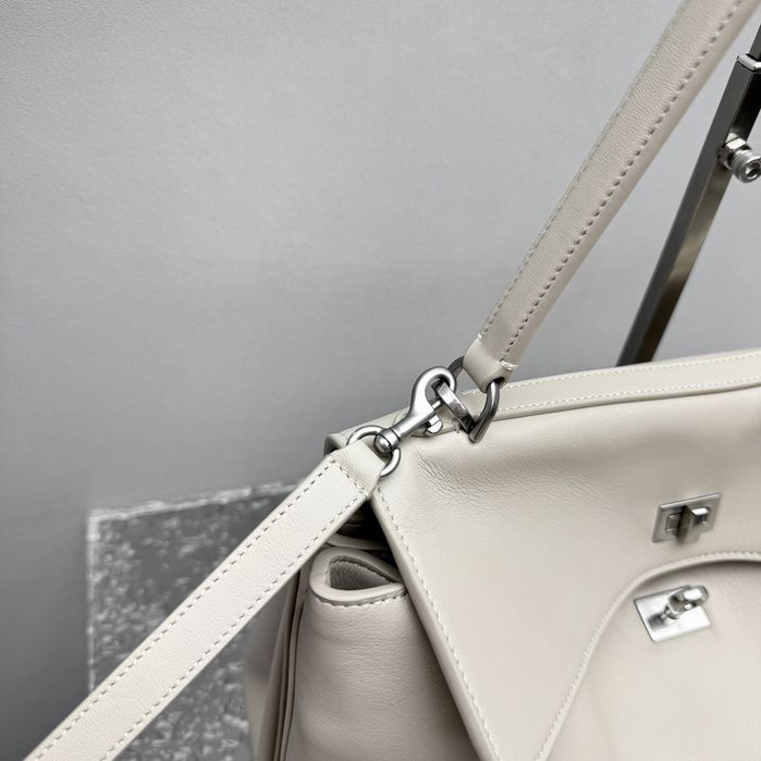 Geanta Balenciaga Rodeo crem, tip Premium